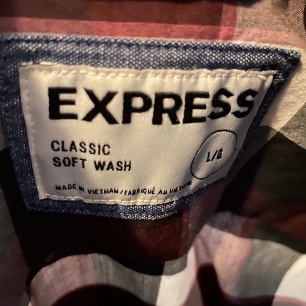 Express button up ! - Picture 2 of 2